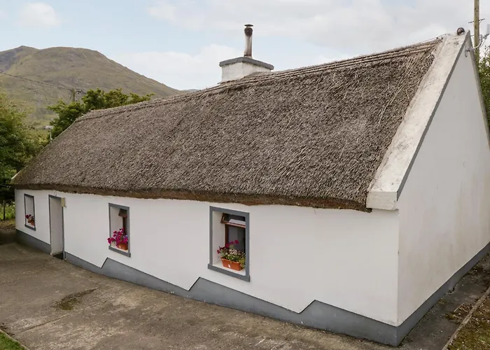 The Thatched Сasa de vacaciones *